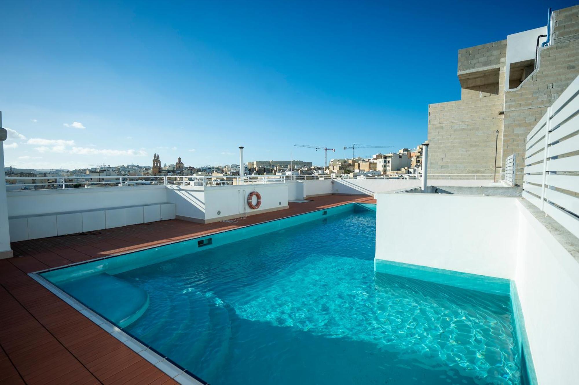 Hotel Day's And 3*